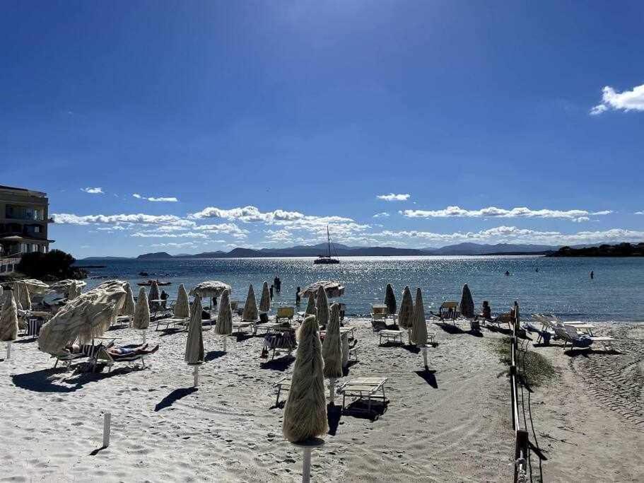 Tramontana Vista Mare 300M Dalla Spiaggia Golfo Aranci Exterior foto